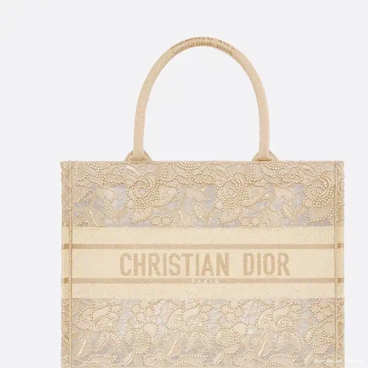 Cheap Motif Book Beige Macrame Canvas D-Lace Tote Dior 0222